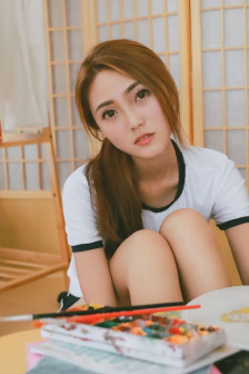 面具背后剧情介绍